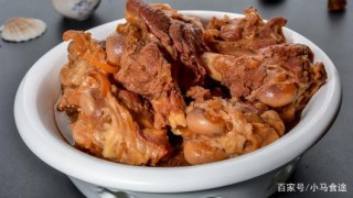榆林美食羊棒骨，肉爛濃香，含有豐富的膠原蛋白，還可以美容養顏