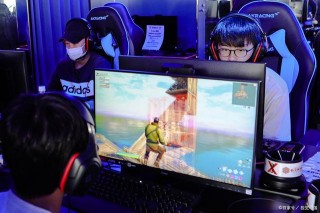 首批電子競技專業學生即將畢業，玩遊戲有前途嗎？面臨就業問題