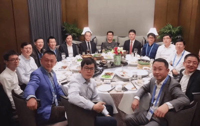 互聯網又回到了拉幫結派的時代_阿裏_微信_Pony