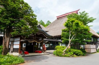 用心去感受那神聖之旅好處就是品嘗美味的蕎麥面美食