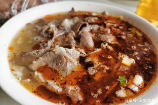 徐州省道邊的小破店，20年來沒怎麼漲價，靠牛肉湯撐起一條美食街