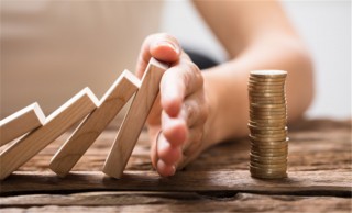 職場厚黑學：當領導反感你時，會出現這3個信號，要留心