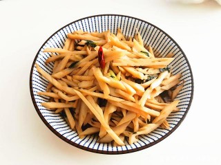 曬夫妻倆午餐，有菜有湯有主食，女兒羨慕：還是媽媽做的飯菜香