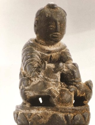從遼代朝陽北塔天宮中的戲犬銅人說起：老趙遼代銅人考古劄記之二_霸州_佛教_文物