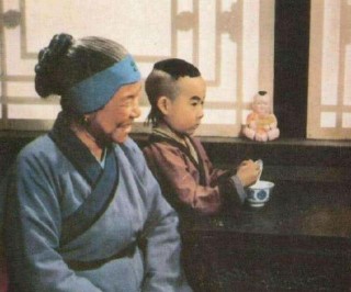 《紅樓夢》裏的劉姥姥指代了幾個歷史人物之一