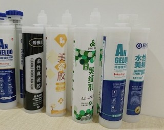 如何挑選美縫劑？這幾種產品千萬不要買，遲早要扔掉