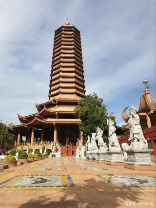 曼谷確猜觀音廟，當地著名旅遊景點，深受泰國人歡迎