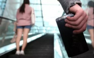 韓國女星換衣被偷拍，照片遭網絡公開售賣，地下有多大利益鏈？