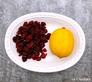 「鳳梨養生機美食」酸甜美味的蔓越莓檸檬汁
