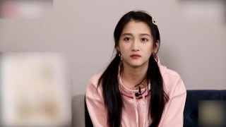 “國民閨女”關曉彤：初戀為她且行且珍惜，她聯合頂流炸服務器？