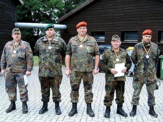 德意志男兒到聯邦肥宅，德軍曾經吊打歐洲，如今體重可以壓倒歐洲