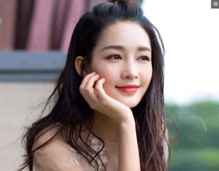 愛情是心靈的契合，不是搭夥過日子，沒有愛情的婚姻是不幸的
