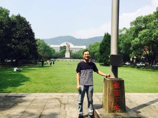 這位科學家不管在哪吃晚飯，都要再去趟實驗室，最欣賞阿甘心無旁騖勇往直前