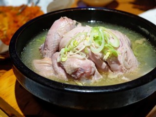 年三十就要到了，聊聊年夜飯中美食的寓意