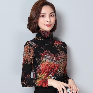 百搭保暖打底衫，盡顯女性的甜美氣質