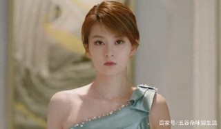 娛樂圈唯一一個承認整容過的女星，迷糊眼憑借《小風暴》霸道逆行