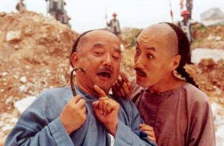 和珅3歲母親去世，9歲父親去世，後如何成為乾隆身邊的紅人？