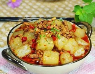 美食推薦：肉末燒涼粉，胡蘿蔔雞蛋餅，小黃瓜泡菜，幸福南瓜