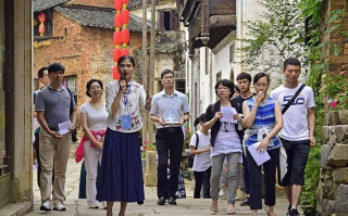 建議女性：無論去哪旅遊，盡量備上這3種物品，關鍵時候很有作用