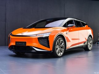 華人運通果鐵夫：高合HiPhi X震動全球汽車業界