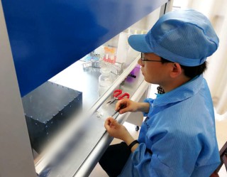 科學是人探索客觀世界所成的理論，我們如今追求的都來自科學