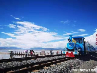 暑期開啟 烏蘭茶卡旅遊持續升溫 景區用大數據加強疫情防控工作