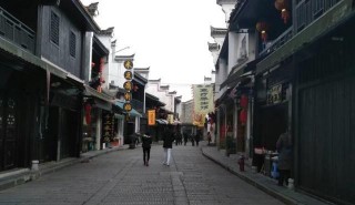 我國神奇的旅遊城市：旅遊景點寥寥無幾，卻靠吃喝收益超千億元