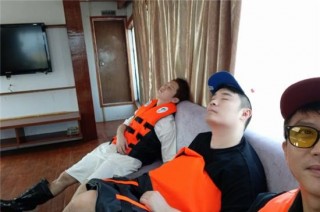 天霸動霸再度合體，新綜藝於舟山錄制，兄弟一起旅遊卻成打工仔