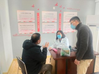 青島市北合肥路街道勁松三路社區開展冬季養生健康講座