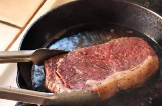 同樣是牛肉，為什麼的普通牛肉不能煎牛排，外國的牛肉就可以