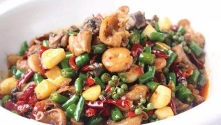 尋味家常——乾鍋魚頭蝦、松菌肥腸黑雞、檸檬口水魚