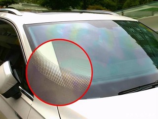 汽車玻璃上的小黑點是幹嘛的？修車師傅說了實話，新手恍然大悟！