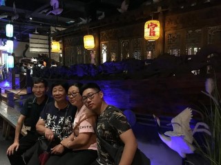 幸福了·我的家丨鄭啟翔、陳國炘家庭：“永不退休的文化館長”有個後援團