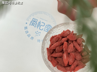 枸杞青豆涼拌菜！