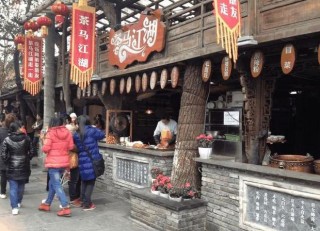 這三處名氣“很大”的美食街，卻被網友吐槽，是什麼原因呢