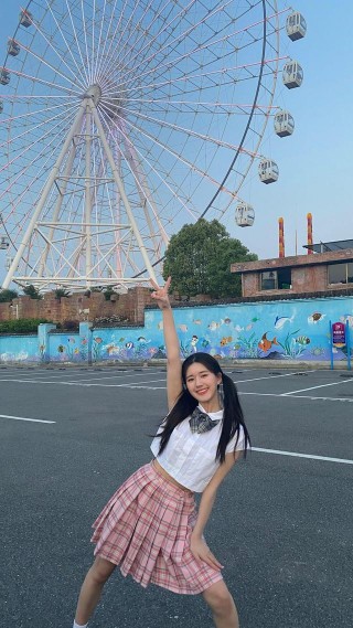 娛樂圈爆料：趙露思前途一片大好，吳宣儀拿到女一號資源