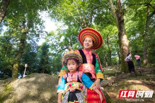 探訪隆回鄉村旅遊：雪峰如黛夏涼似春，花瑤闖入你懷