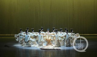 成渝雙城又一次文化“牽手”，重慶舞劇《杜甫》成都開演