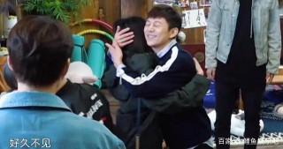 “娛樂圈暖男”何炅，撐起了圈子半邊天，用高情商為多位明星救火