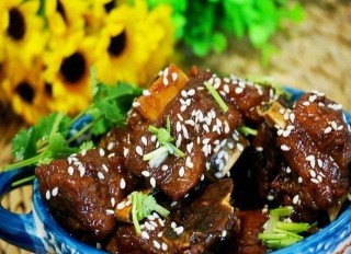 美食推薦：糖醋排骨的新做法，非常美味