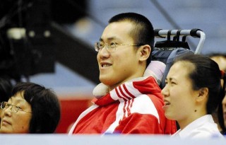 女排黃金一代的愛情故事：周蘇紅為愛離婚，馮坤嫁給泰國排球教父