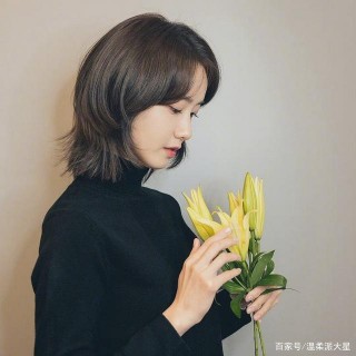 韓國女星林允兒俏皮寫真