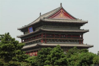 本是一座小城，靠著一張人民幣，成為了外國人最愛的旅遊勝地