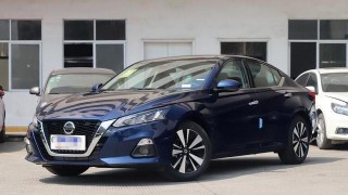 2020款日產天籟2.0LXL舒適版，全款18萬左右，以家居實用性為主