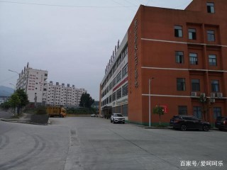 銅仁玉屏縣電商運營中心及創業孵化基地廠房掛牌3349萬