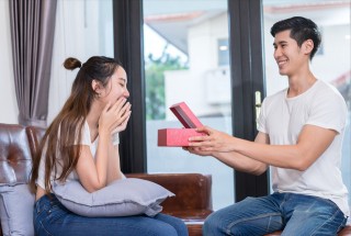一種新的感情觀，正在女性群體中流行