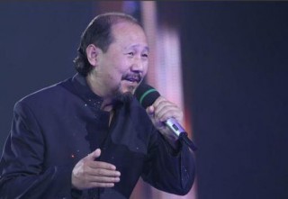 娛樂圈騰格爾出事了，退出歌壇，一身痛苦不堪，就是因為她！