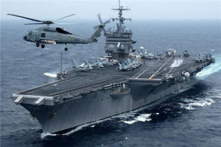 8國艦隊齊聚太平洋，200架艦載機來勢洶洶，導彈瞄准一個目標