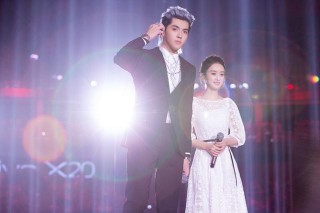 這個元旦，你被哪對「跨年情侶」甜到齁？我投趙麗穎吳亦凡一票！