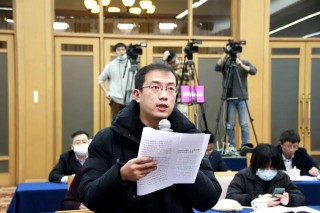 答記者問｜截至目前全省高校畢業生總體就業率與去年基本持平居全國前列，留魯就業率達到84.2%